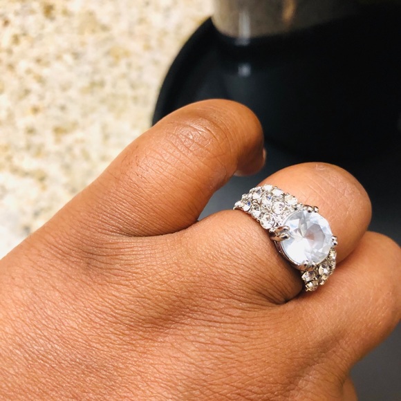 New 4cts AAA Cubic zircon wedding ring - Picture 2 of 5